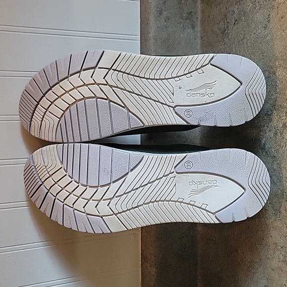 GUC Wms Dansko Green Leather Sneakers Size 39 - Picture 5 of 8